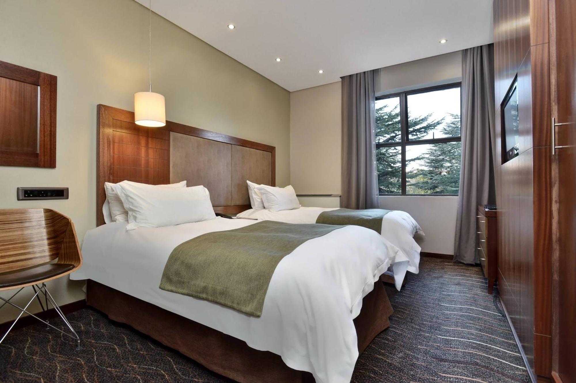 Protea Hotel By Marriott Clarens Exterior photo