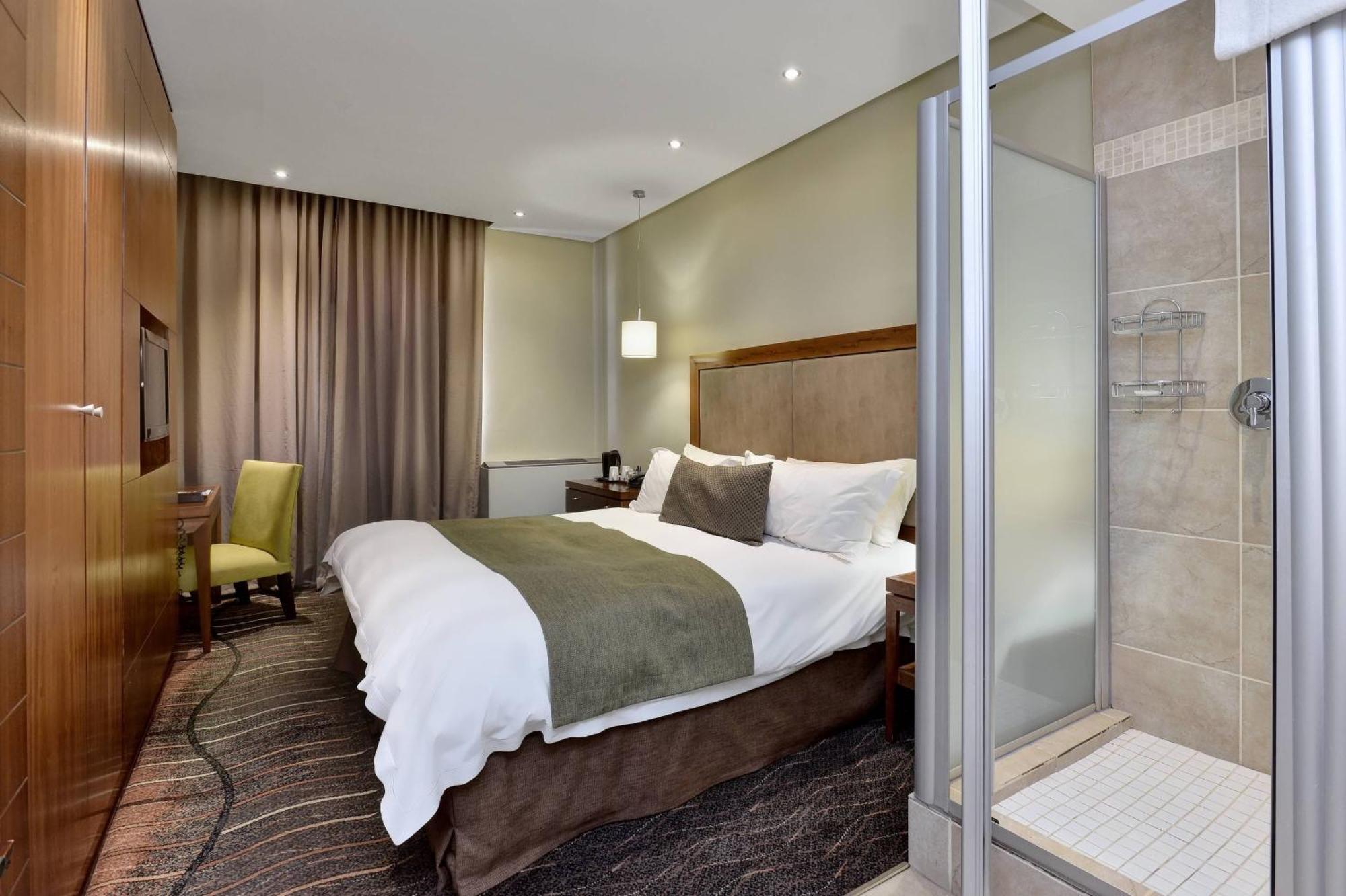 Protea Hotel By Marriott Clarens Exterior photo