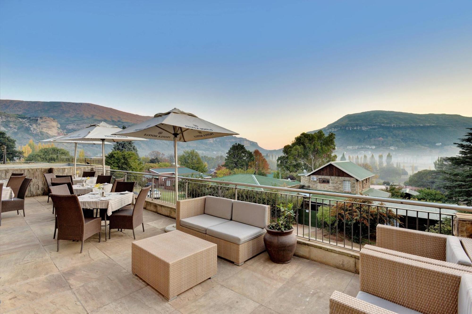 Protea Hotel By Marriott Clarens Exterior photo