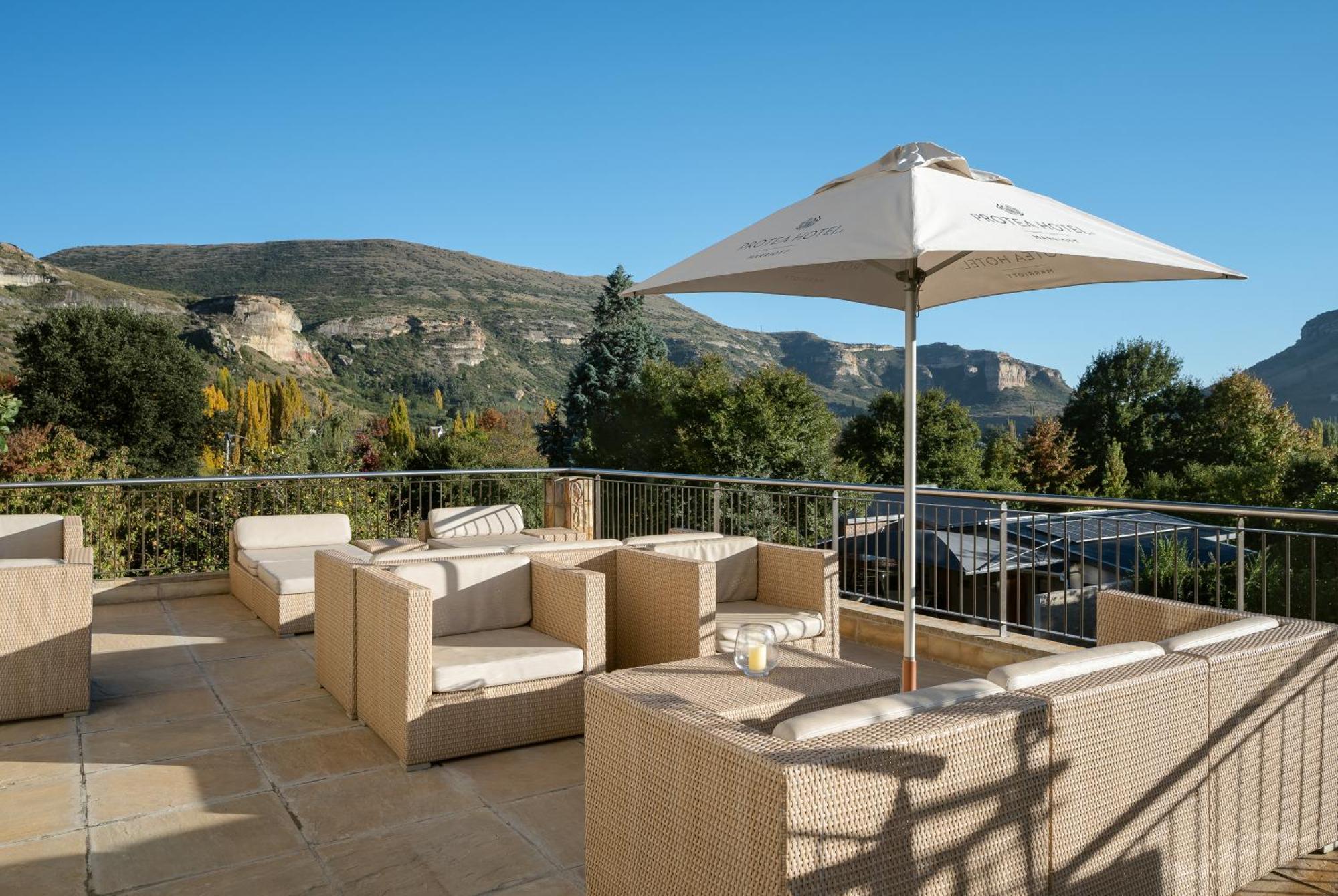 Protea Hotel By Marriott Clarens Exterior photo