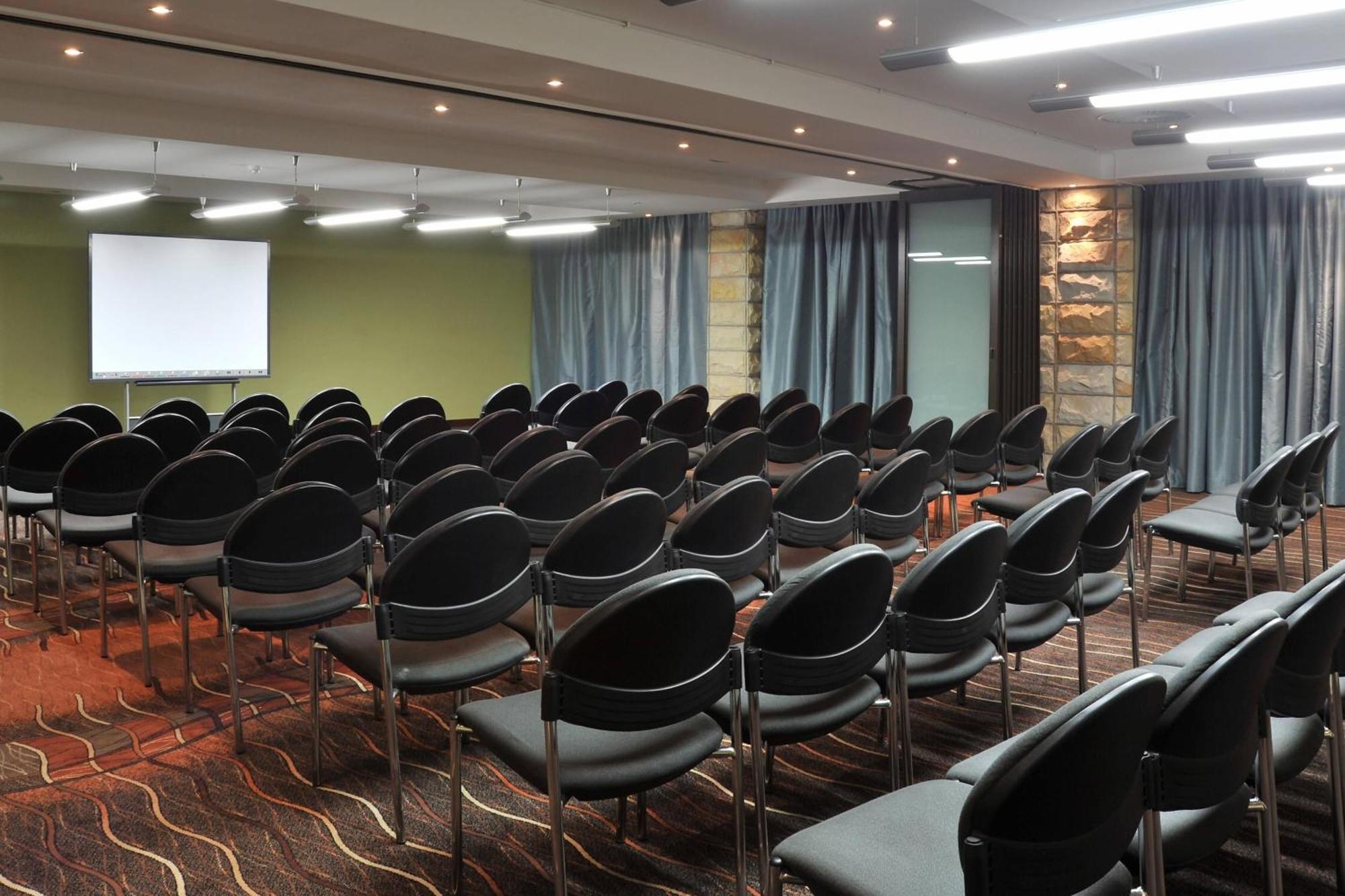 Protea Hotel By Marriott Clarens Exterior photo