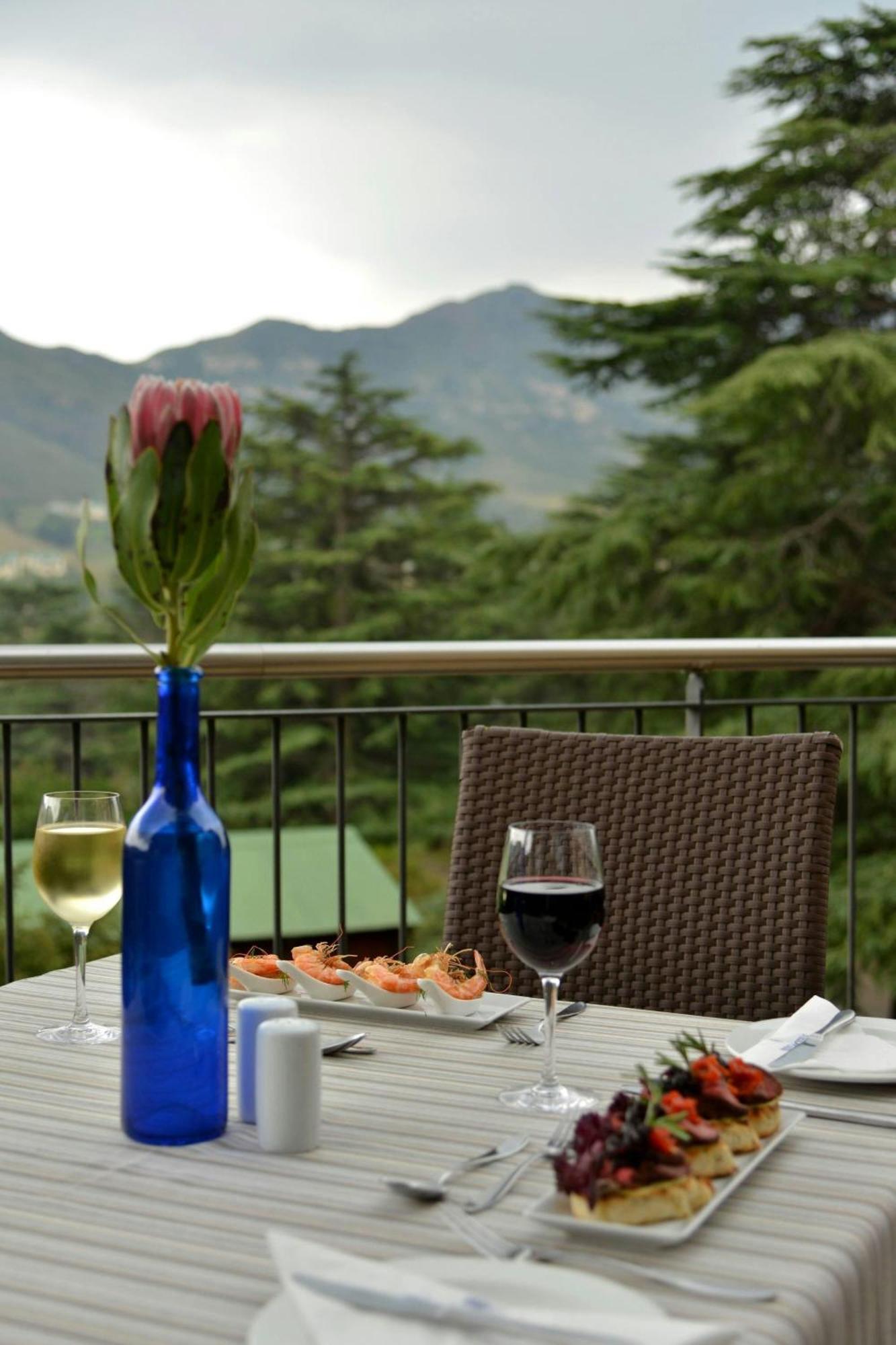 Protea Hotel By Marriott Clarens Exterior photo